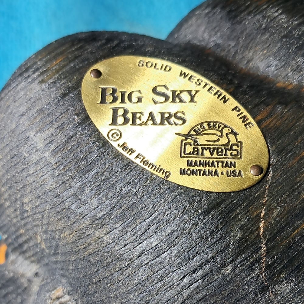 Big Sky Bears carved Solid Western Pine Wood Bear Sculpture. - Picture 2 of 12